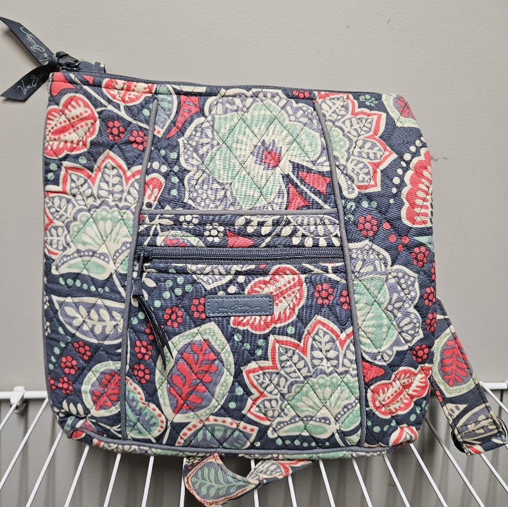 Vera Bradley crossbody purse